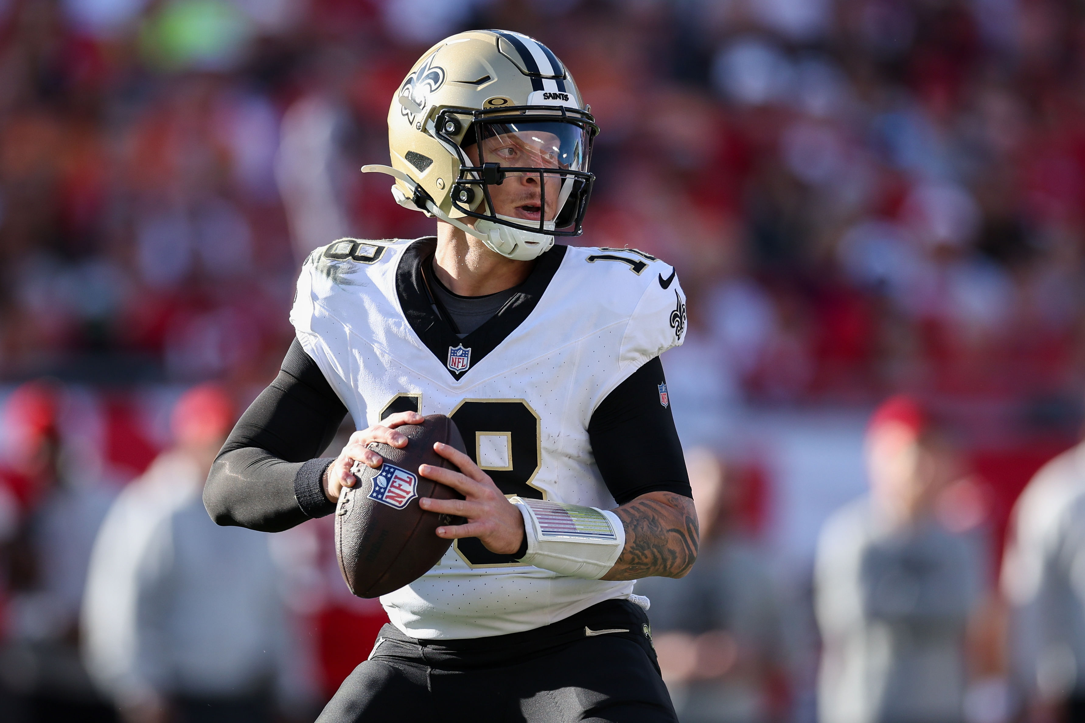 New Orleans Saints's Spencer Rattler in action during an NFL game. (Credits: IMAGN)
